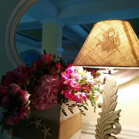 Отель Grottamare