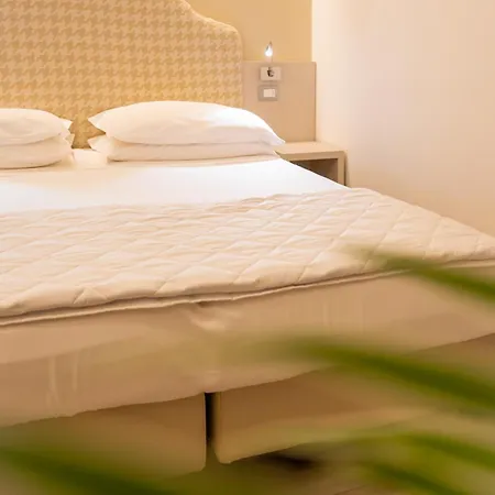 Grottamare Отель Лидо-ди-Езоло